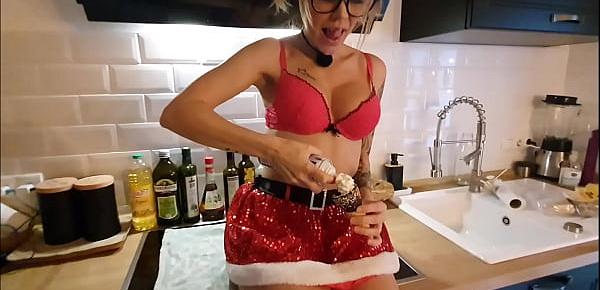 Fick die notgeile Weihnachtsfrau!
